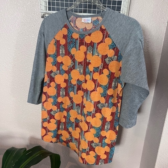 𝅺LULAROE Disney Long sleeve tshirt - Picture 1 of 5